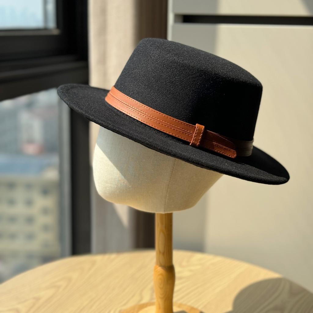 New French Double Belt Buckle Woolen Hat Flat Top Hat for Women Autumn and Winter British Retro Style Wide Brim Felt Hat