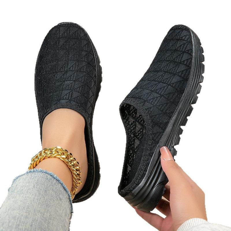 Large-sized Beach Shoes Breathable and Anti-slip Sports Shoes Women's Shoes