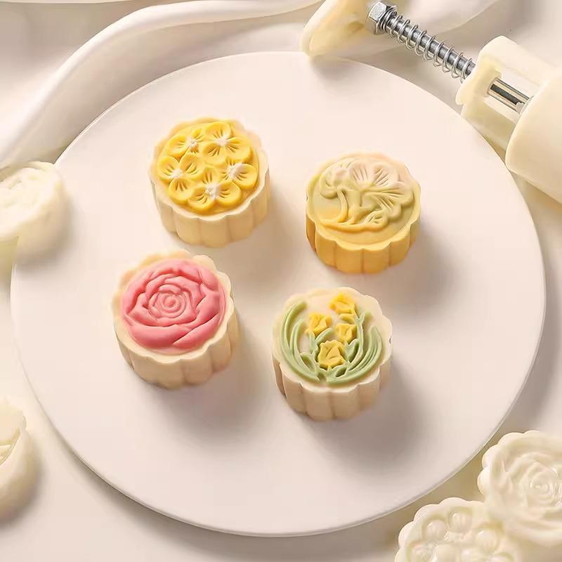 4Pcs/Set Mooncake Mold Cherry Sakura Pattern Stamps Hand Press Blossom Flowers Bean Paste Cake Mold Plungers Pastry Bake Tools