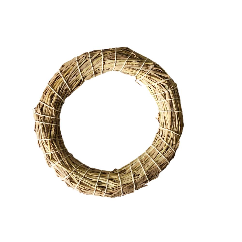 Natural Straw Wreath for Crafts and Decorations Environmentally Friendly Material Ideal for Indoor and Outdoor Use