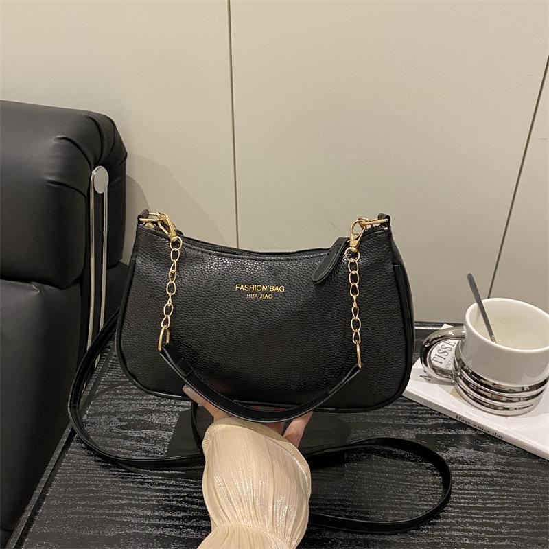 Fashion trend solid color underarm bag women's 2026 new shoulder handbag texture shoulder messenger bag handbag