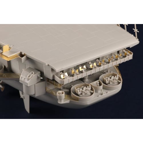 Trumpeter 1/350 Scale USS CV-41 Midway Aircraft Carrier Plastic Model Kit 05634