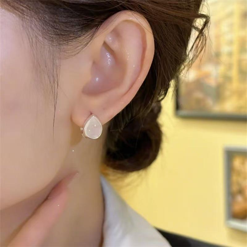 Silver Double-Sided Teardrop Cat Eye Earrings for Women - Elegant and Versatile Design