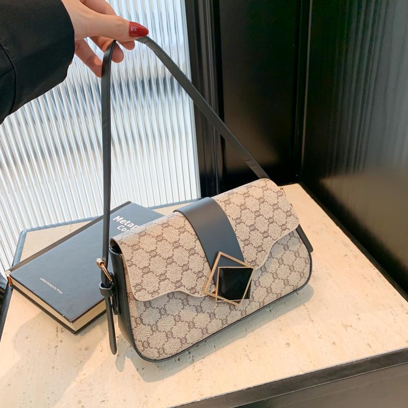 Fashion Casual Women's Small Square Bag Summer Niche Design Retro 2025 Personality Foreign Style Shoulder Portable Women's Bag