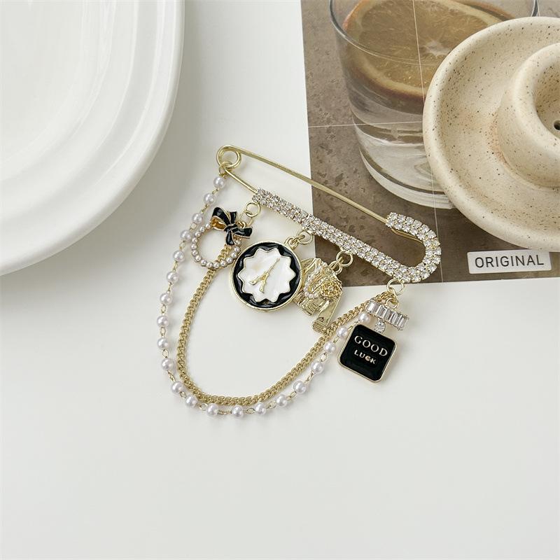 Camellia  Pearl Flower Brooches For Women'S Clothing Brooch Gift For Girl Friend Accessories For Jewelry