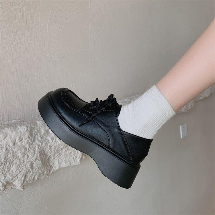 Scarpe singole stringate con plateau in morbida pelle, novità primavera e autunno, testa larga, stile britannico, scarpe piccole in pelle