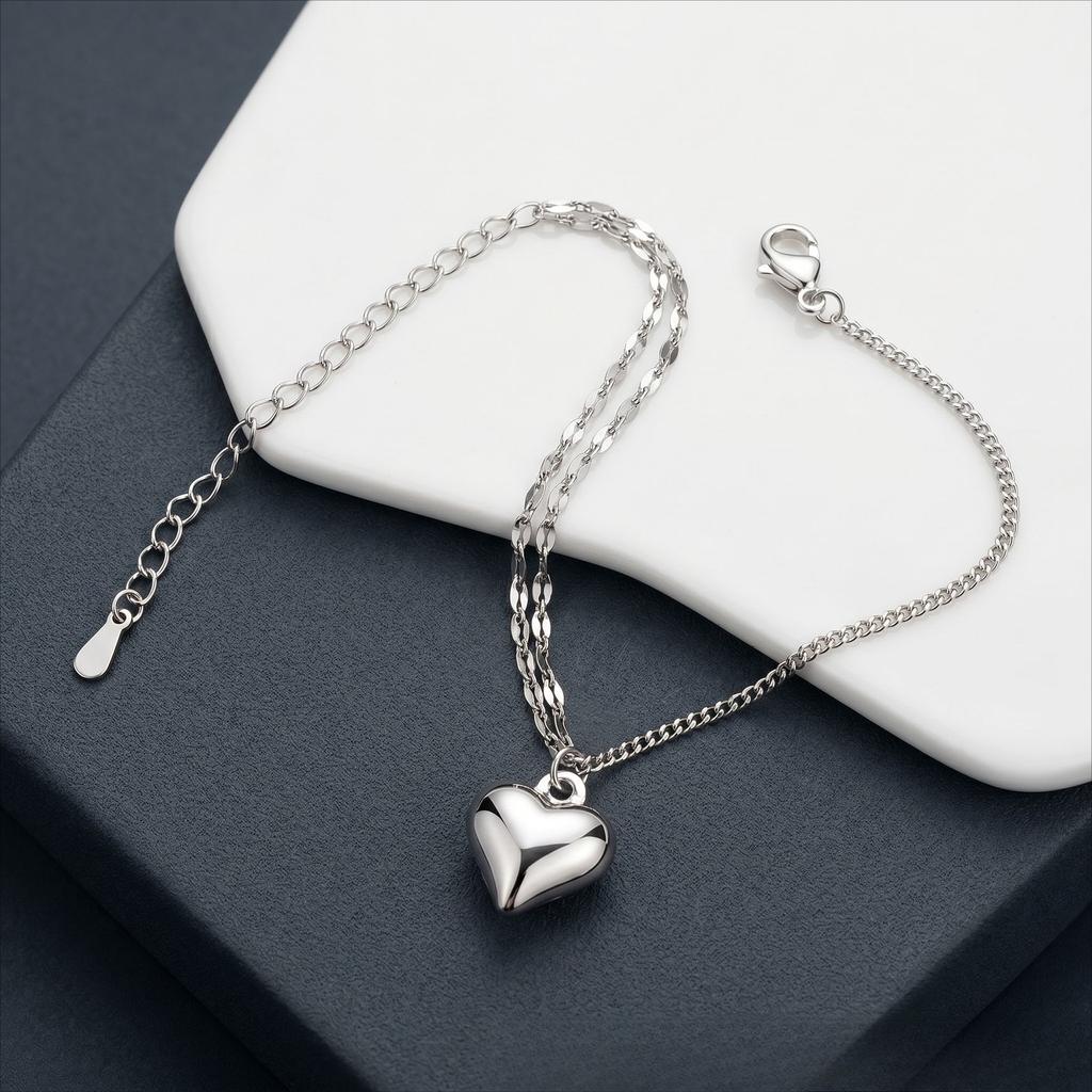 European and American new heart-shaped pendant bracelet women's exquisite lip chain stacked bracelet beaded fashion commuter jewelry