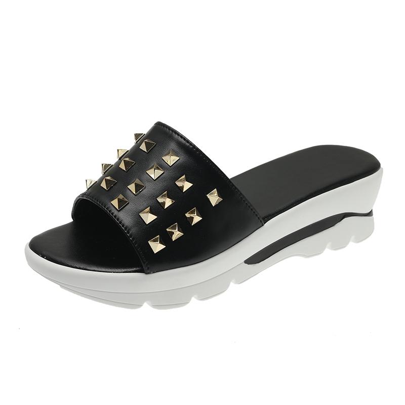 Fashion 2025 Summer Fashion Punk Style Rivet Design Word Slippers New Women's Leisure Wedge Multi-color Plus Size Beach Slippers