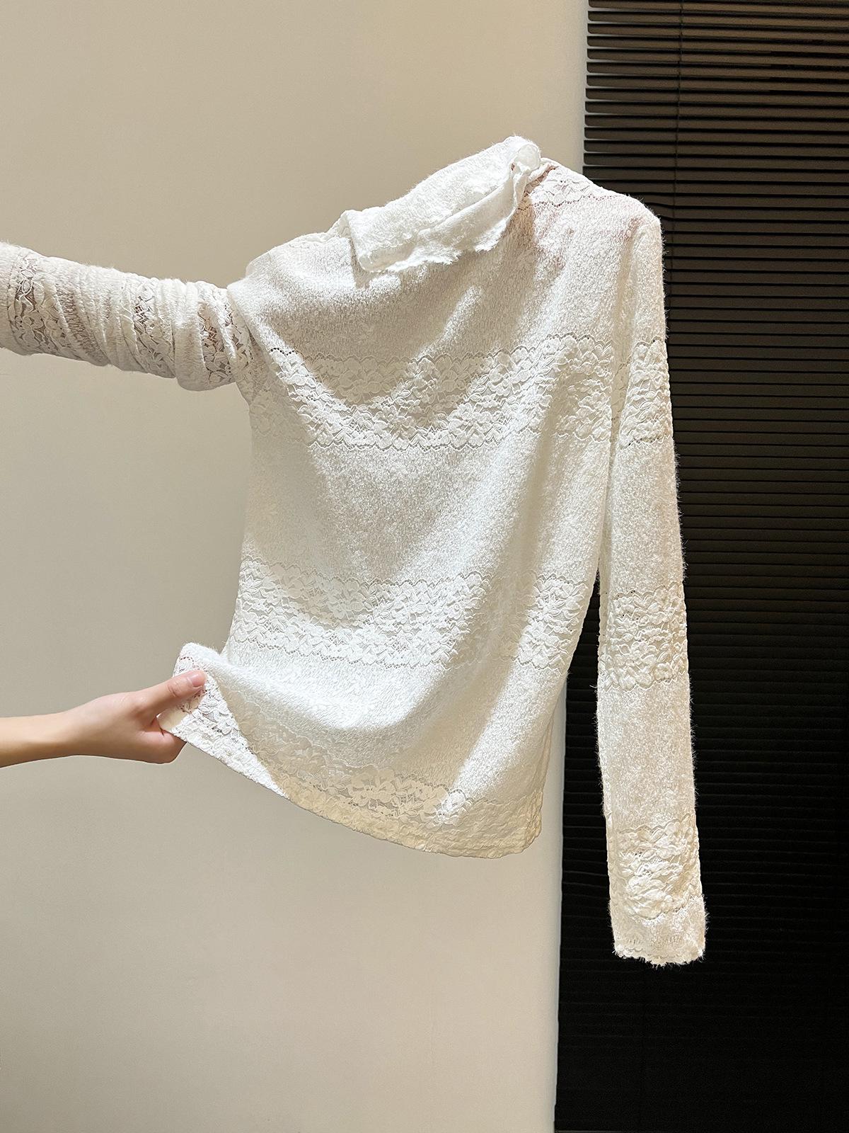 Women s High-Neck Hollow Lace Long-Sleeve Layering Top - Autumn/Winter Large абрикосовый