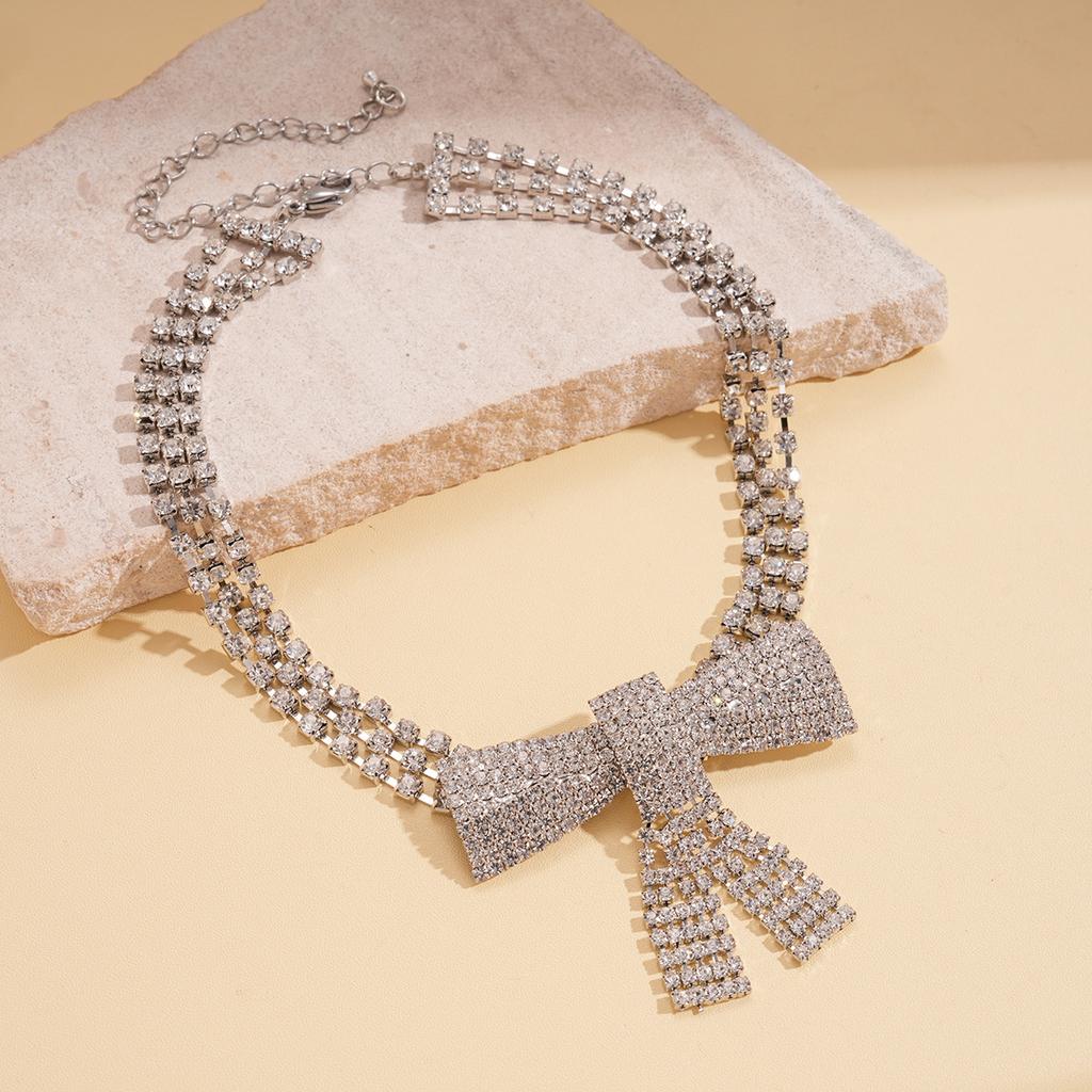 European and American light luxury style full diamond bow geometric neck chain short choker necklace necklace