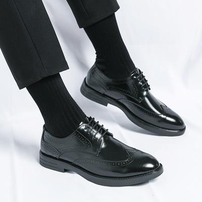 Herren Kleiderschuhe Brogue Designer Bullock Leder Mode Hochzeit Italien Büro Party Luxusmarke Schuhe Herren Slipper Männerschuhe