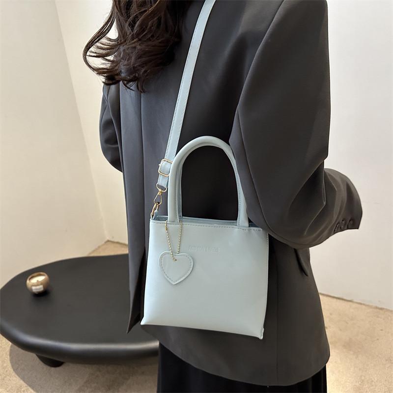 Vintage Casual Bucket Bag Stylish Shoulder Tote Bag For Summer Fashion Lovers