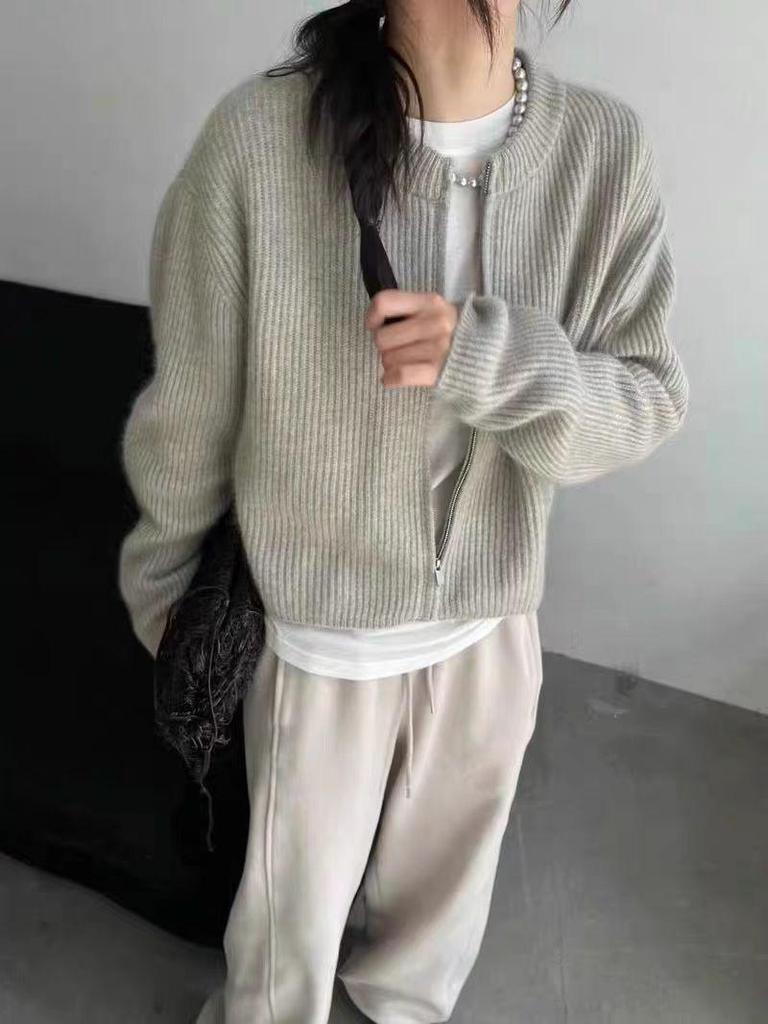 Wool Zip-Up Cardigan: Heavyweight, Long Sleeve, Slimming Outerwear, Lazy Style
