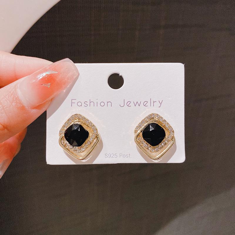 Nischen Literarische Kristallstecker: Elegant, High-End und Light-Luxury-Design für Frauen