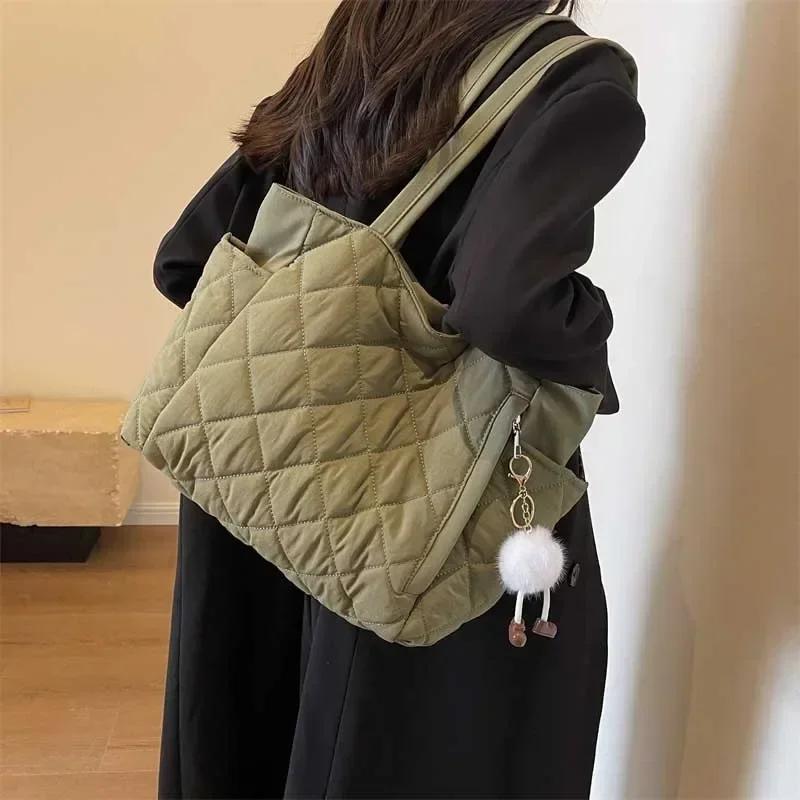 Women Padded Hobo Handbag Casual Lightweight Handbag Adjustable Strap Top Handle Bag Diamond Quilted Tote Bag Slouchy Travel Bag