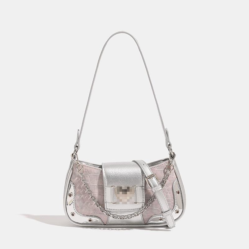 

Small Niche Design Chain Women s Bag, New Handheld Sweet Cool Spicy Girl Style Single Shoulder Armpit Bag, Versatile Crossbody Bag срібний