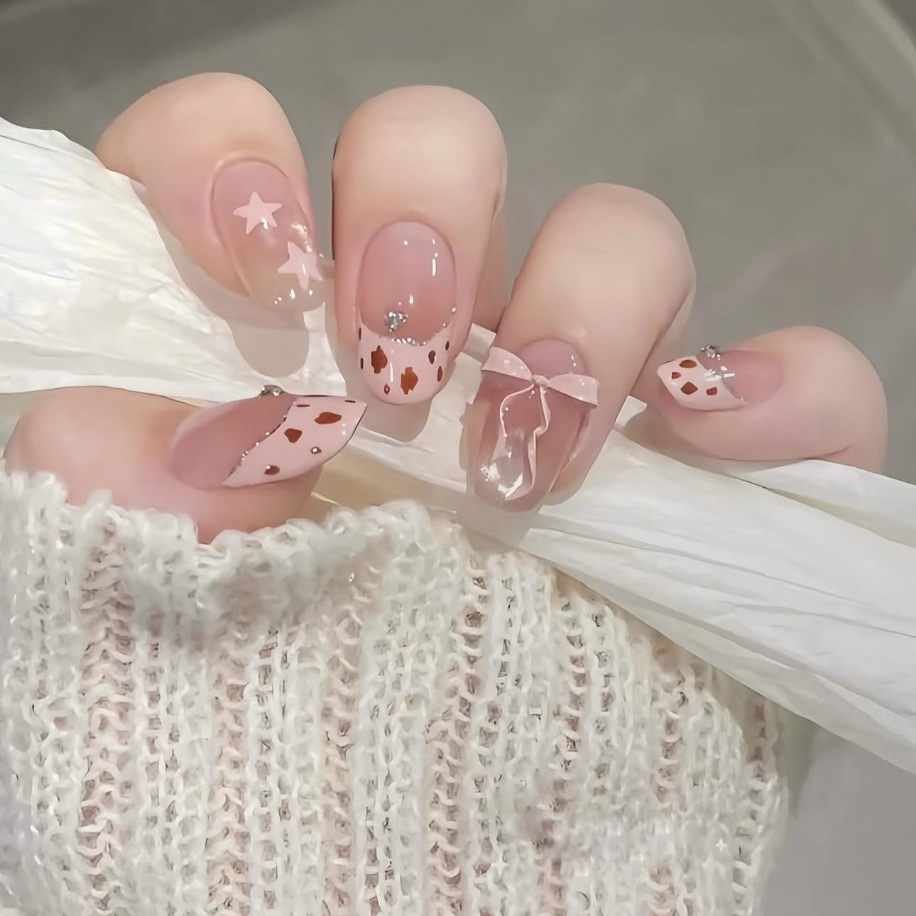 

24PCS Sweet Pink French Almond Press on False Nail Shiny Leopard Print Star with 3D Bowknot Fake Nails for Girls Simple Ins Nail