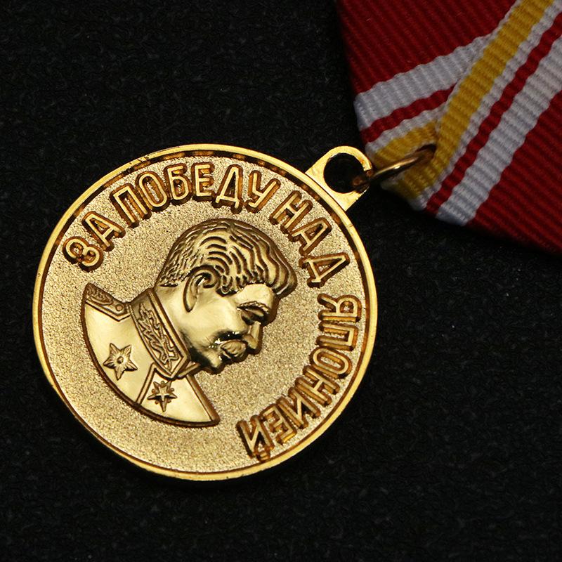 Russian Stalin Cccp Ussr Badge Metal Badge Souvenir Collection