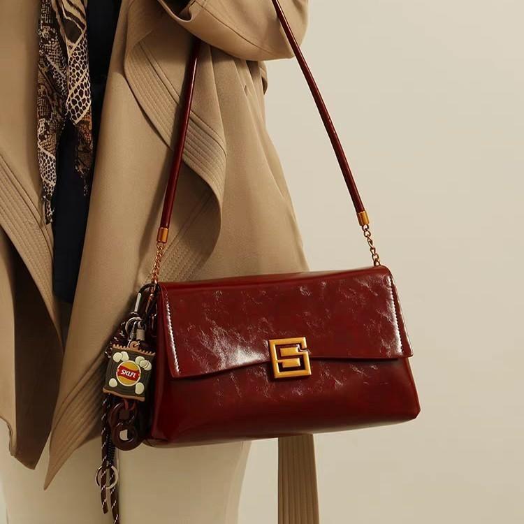 IELGY Ladies Shoulder Bag Everyday All-Match Red Baguette Bag Underarm Bag