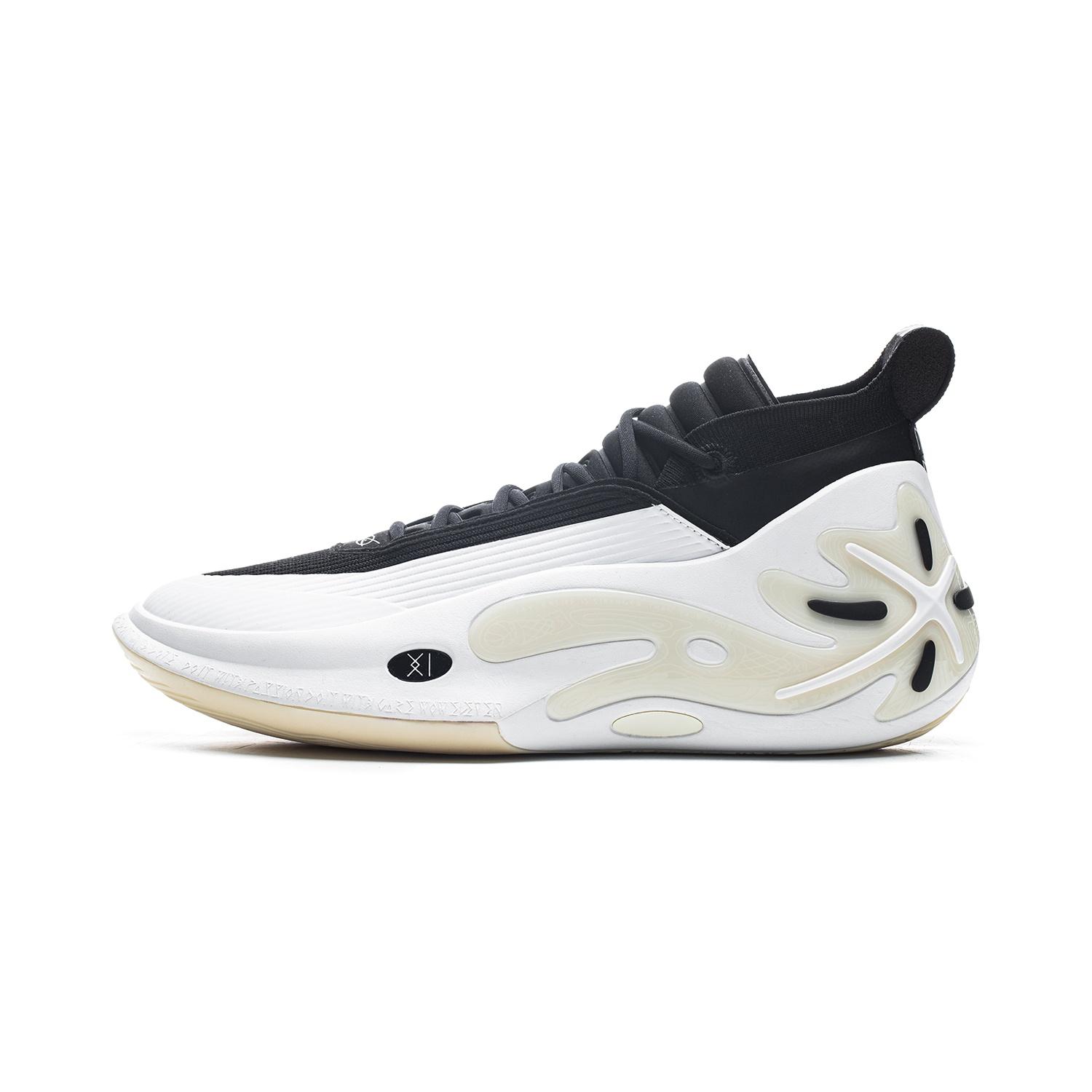 Li-Ning Way of Wade 11  White Hot  Men s ABAU049-4 EU 40⅓