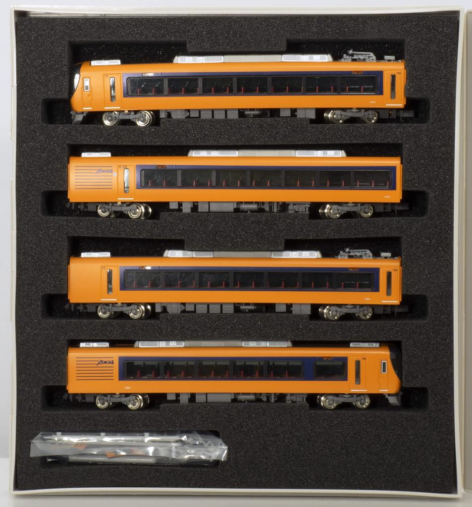 Greenmax N Gauge Kintetsu 22600 Series Old Destination Old Seat Number No Model Train Ace, Paint, Lights, Display, 4-Car Add-On Set, Power, 31604,