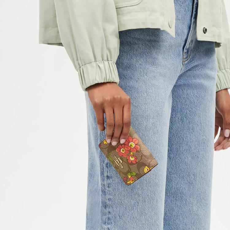 Coach Boxed 10 Floral Print Chain Shoulder Strap Signature Canvas Crossbody Wallet Women Wallet Gold Khaki Multicolor CR949-IME7V