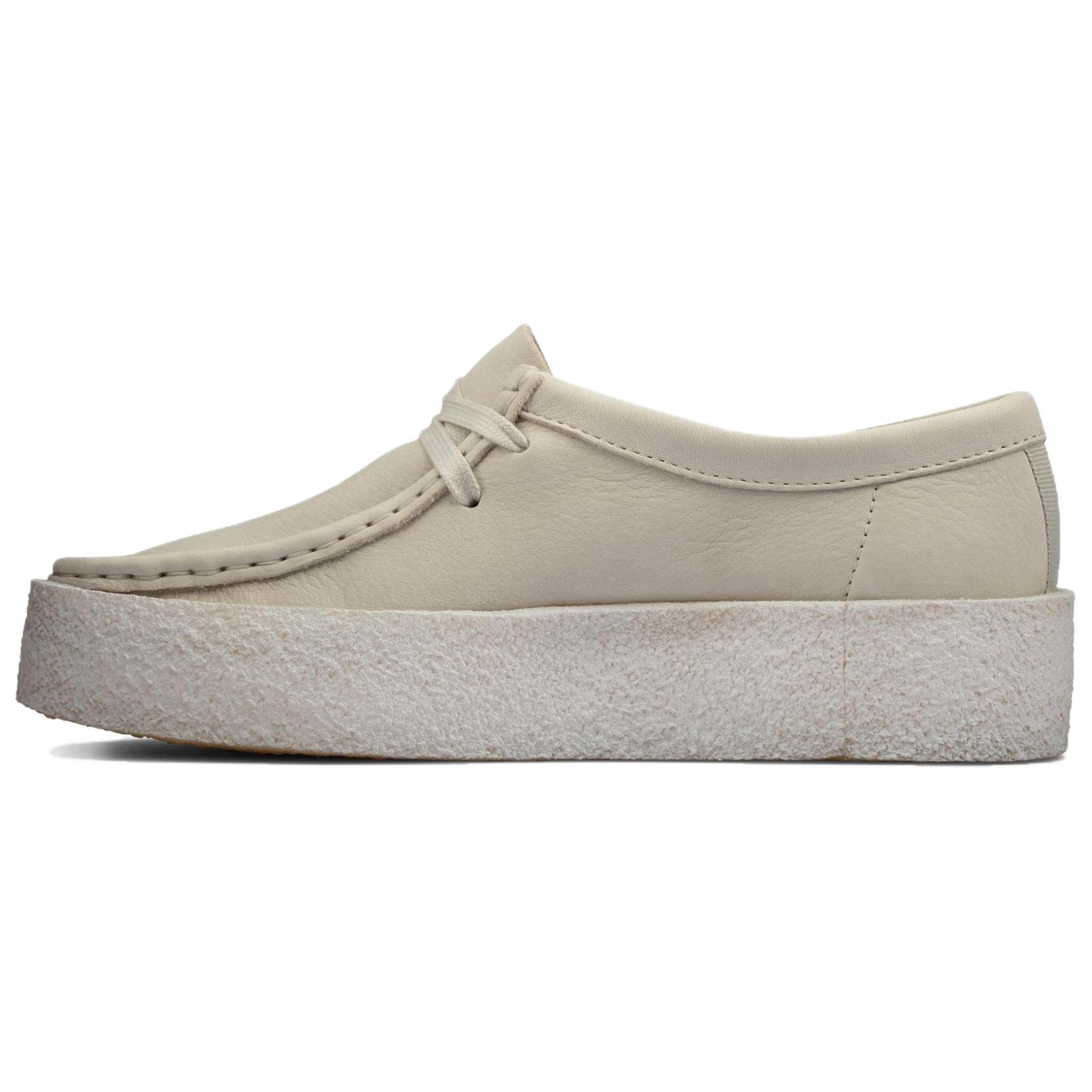 Clarks Wallabee Cow Suede Round Toe
