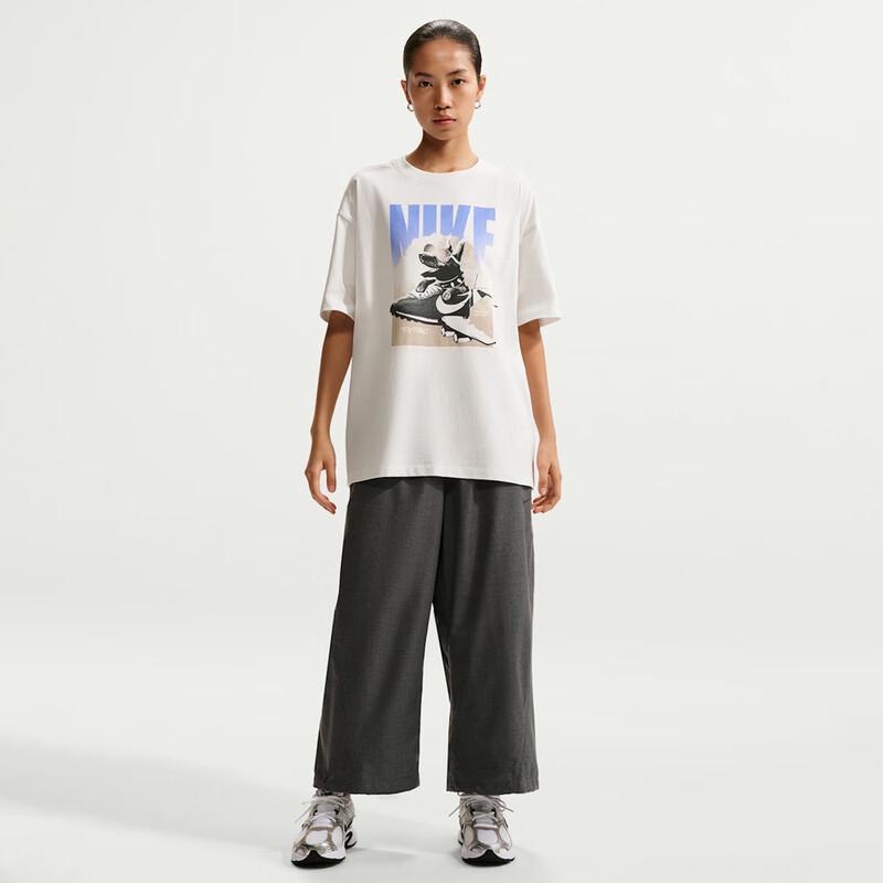 Nike Women's NSW Graphic Oversized T-Shirt