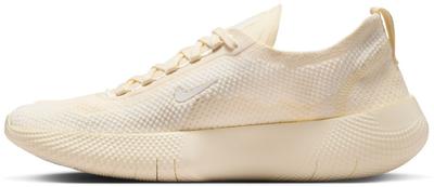 Women's Free 2025 Sneakers (HF2720) Coconut Milk/sail/coconut Milk