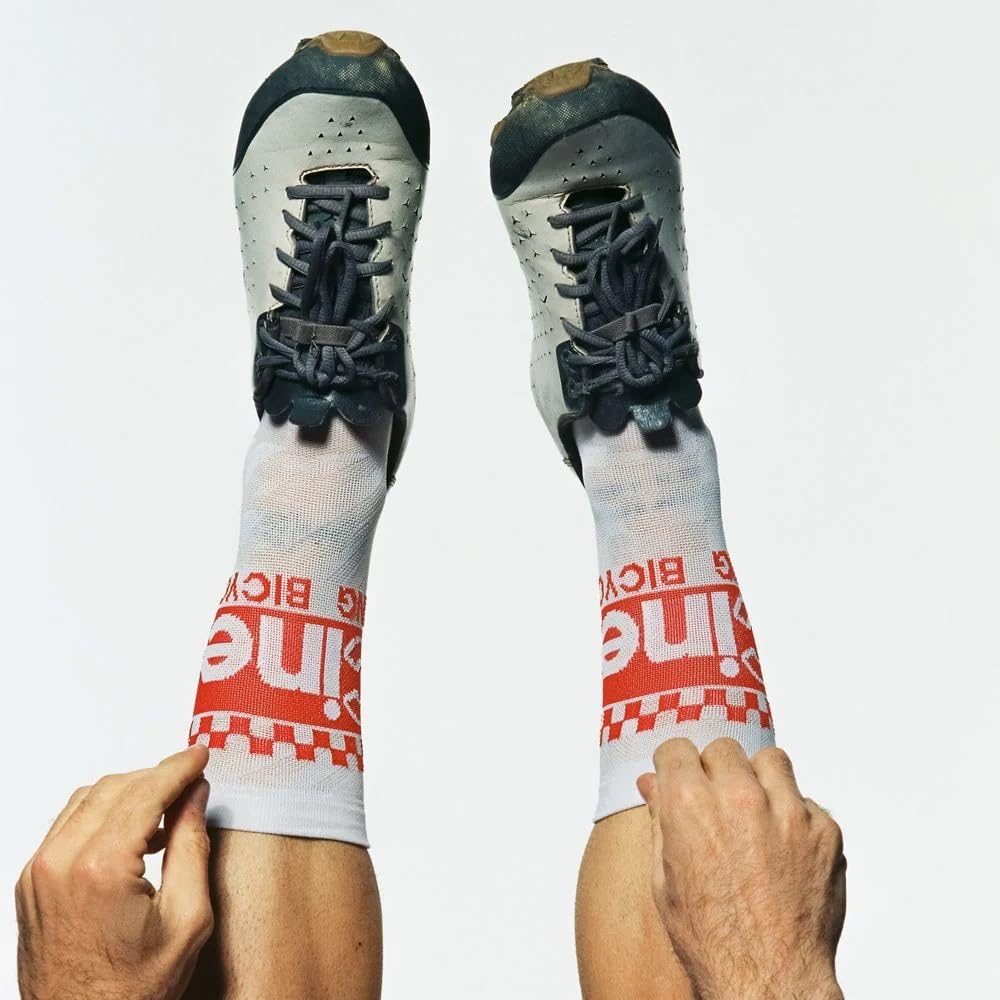 Gruppo Racing Bicycle Socks, White/Red