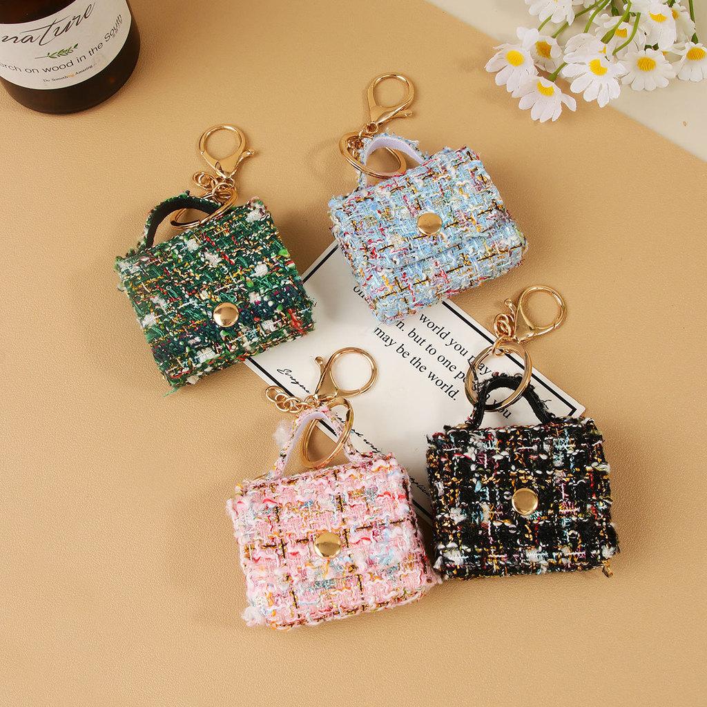 Stylish Mini Bag Keychain With Fabric Material For Fashionable Commuters