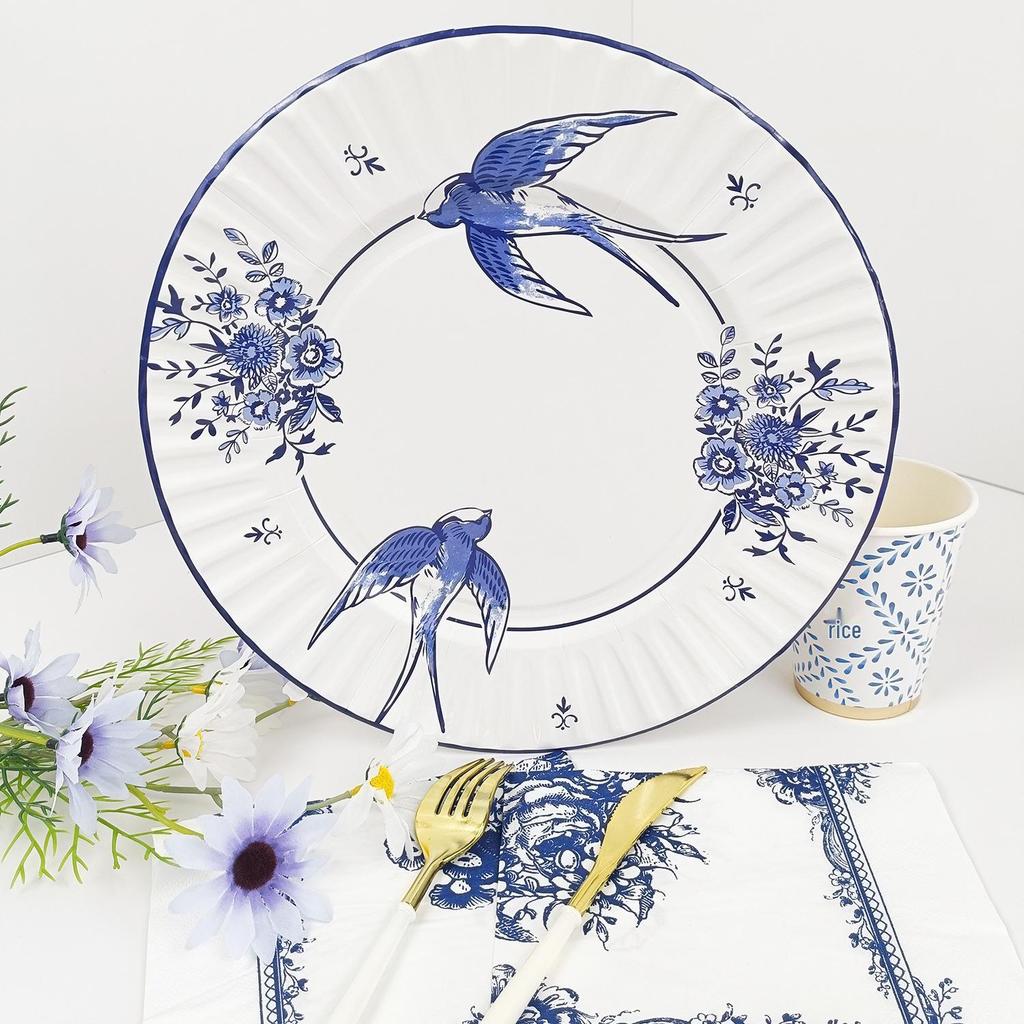 In-Stock Blue & White Chinese Porcelain-Style Disposable Paper Plates for Retro Party or Wedding