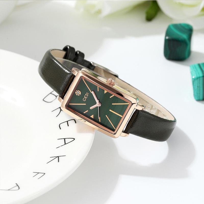 Retro Style Small Square Plate Women'S Watch Light And Small High-End Belt Watch Women'S Quartz Watch