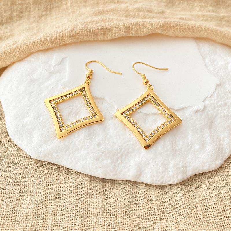 Fashion Ol Elegant Square Geometric Micro Inlaid Zircon 18k Plated Women Hook Earrings