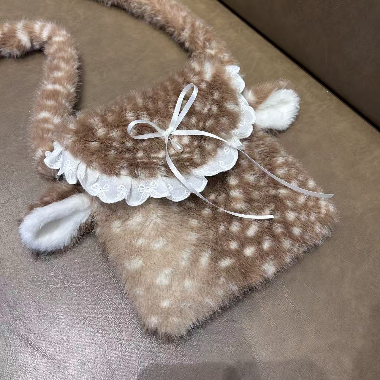 

Cross Fur Jk Lolita Accessory Bag Winter Deer Series Cute Plush Bag Female Japanese Ins Kawaii Lace Lace Wallet Korean Slanting