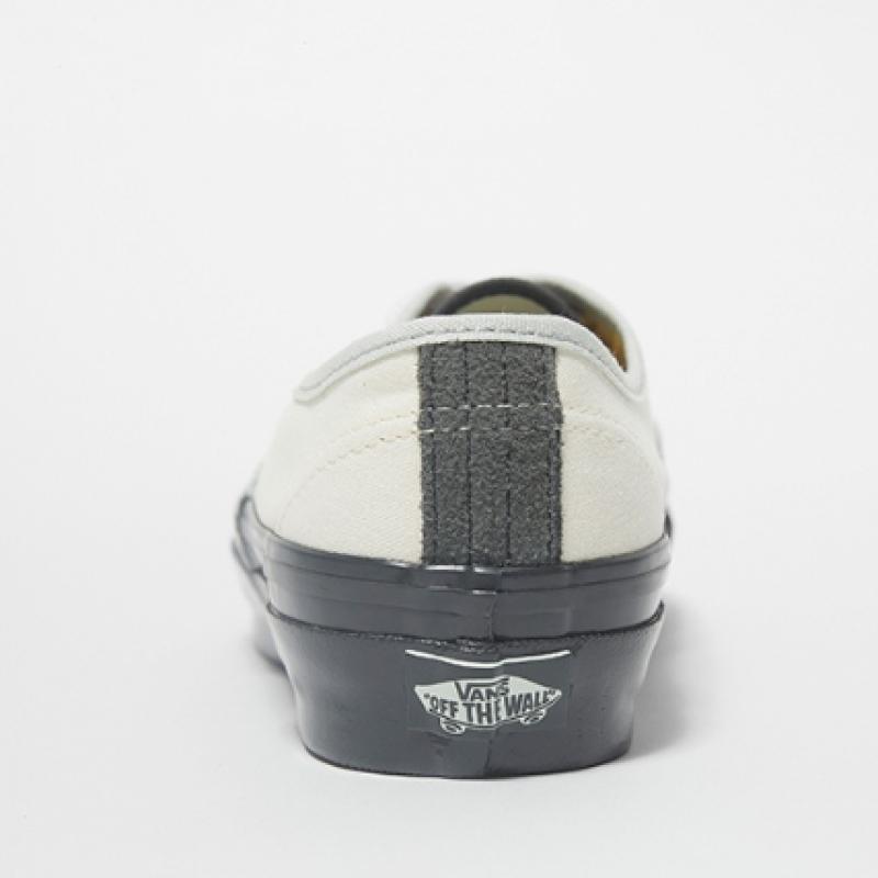 Vans Authentic Reissue 44   Black  Light Green  Vn000ct7dt51