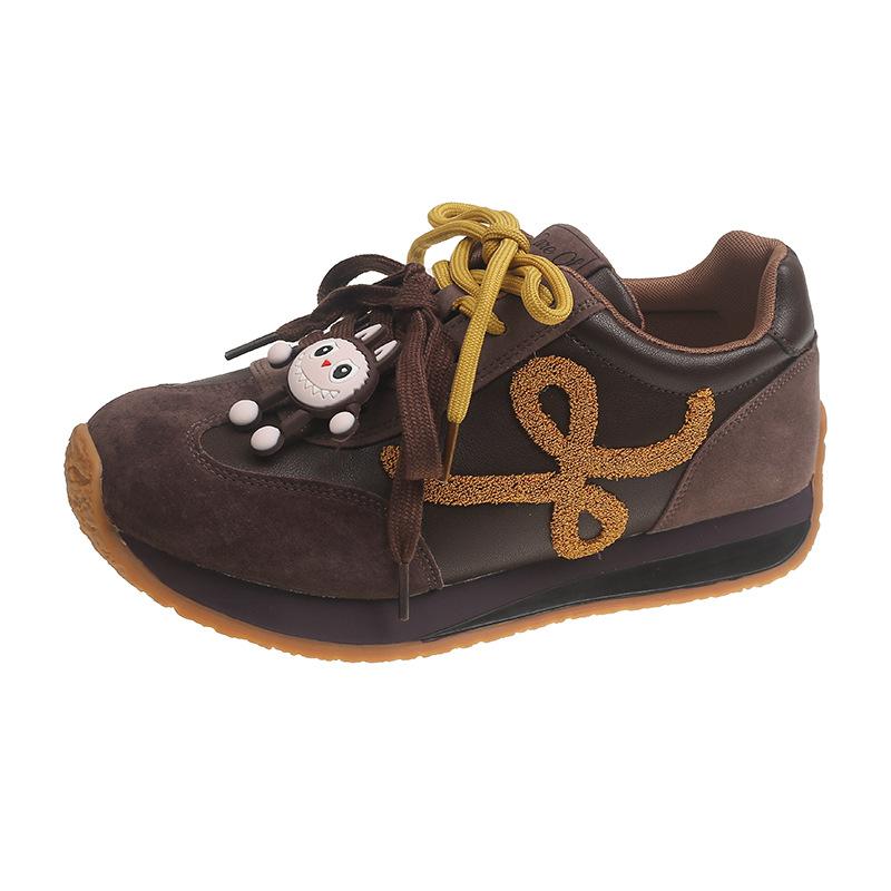 Inner Height Increase Retro Moral Training Shoes Women's 2025 Autumn New Small Man Tilted Head Lace-up Casual Sports Style Forrest Gump Shoes