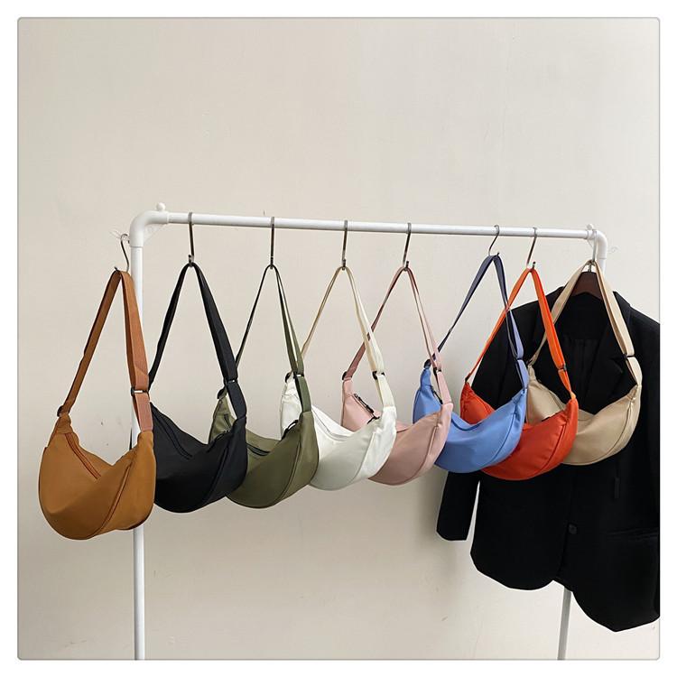 Women Solid Color Zipper Dumpling Bun Crossbody Bag Leisure Inclined Shoulder Bags Adjustable Band Strap Armpit Handbag