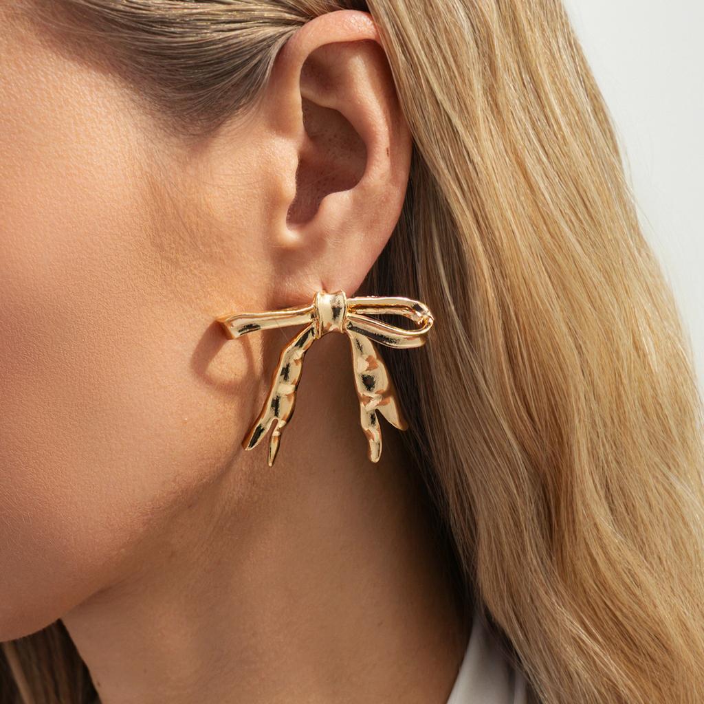 Salircon 1 Pairs Sweet Elegant Bow Bowknot Stud Earrings for Women Bohemia Metal Piercing Earrings Fashion Jewelry Gift 2026 New