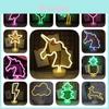 Luz de Neon LED Arco-Íris Lindamente Desenhada Com Formas Caprichosas de Unicórnio e Coração