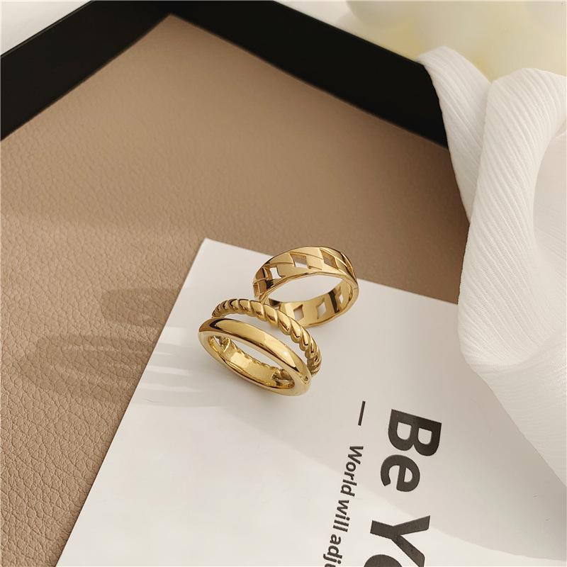Personalized 18K Gold-Plated Titanium Double Layer Chain Ring - Trendy Retro Fashion for Women