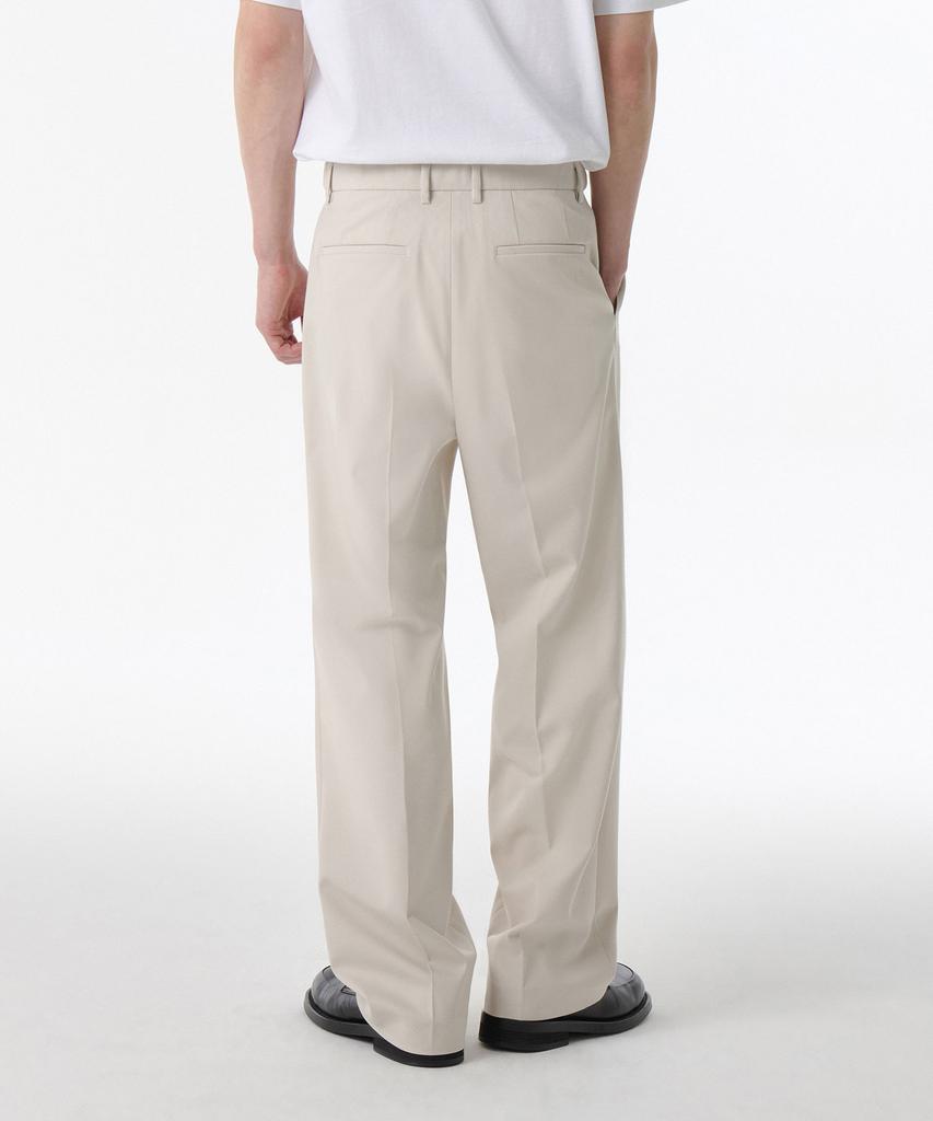 Musinsa Standard Whipcord One-Pleat Wide Hidden Banding Slacks [Cream]