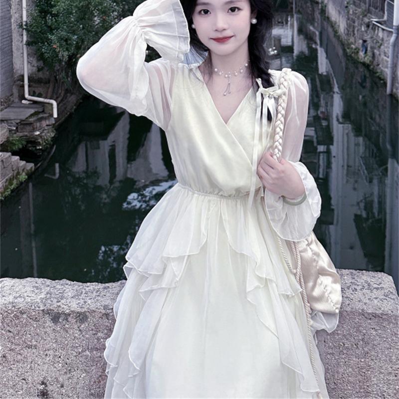 French Gentle Style First Love White Moonlight Fairy Dress Women's Summer V-Neck Waist-Cinching Dress