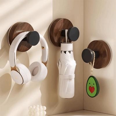 Spojovací materiál a háčky – Háčky