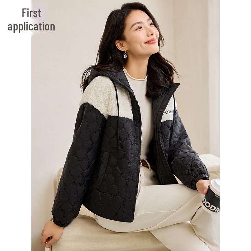 

Женская зимняя куртка с капюшоном, color block, из искусственной овечьей шерсти S