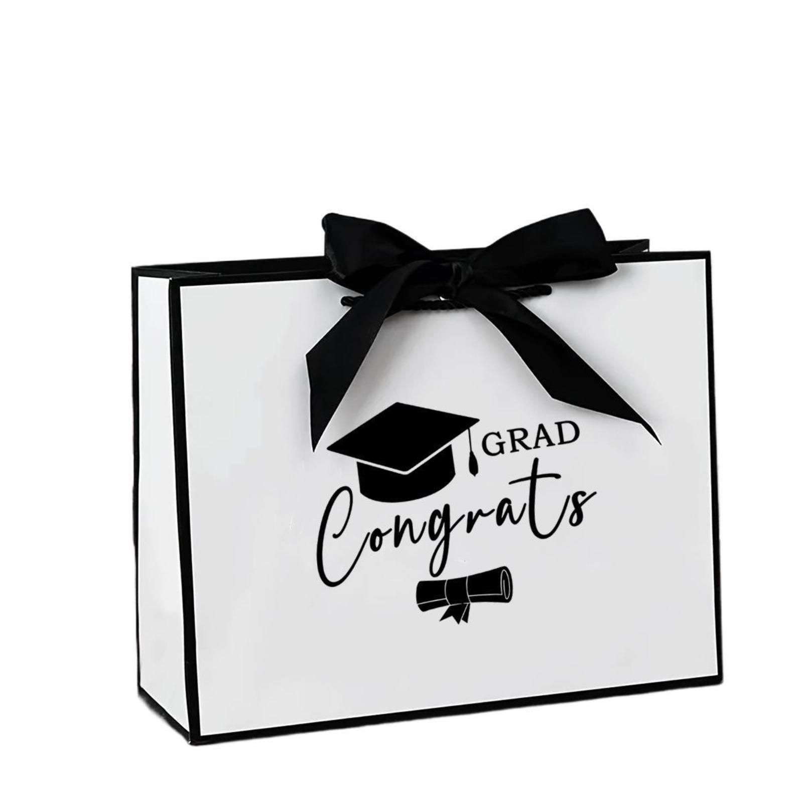 

Graduation Printed Graduation Themed Gift Bags Party Packaging Paper Bags One Size