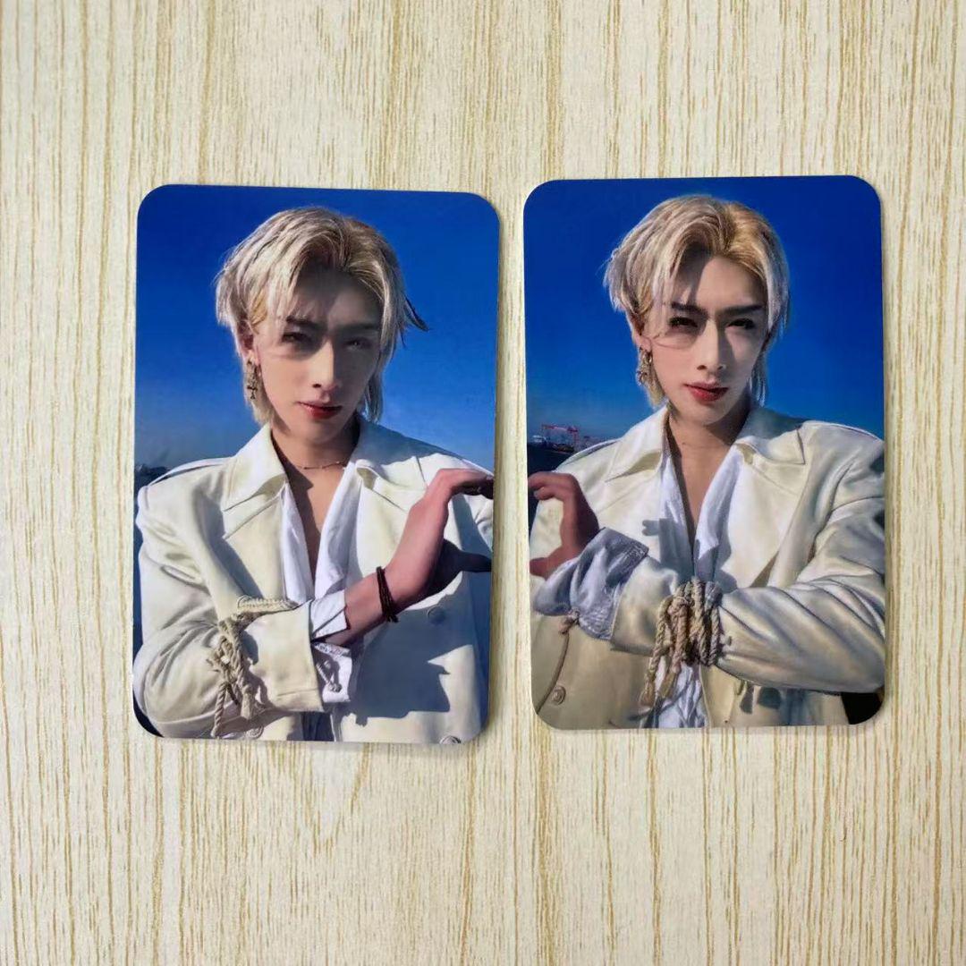 

[USED] zb1 SWEAT pre-recorded Ricky Sanok trading cards set of 2