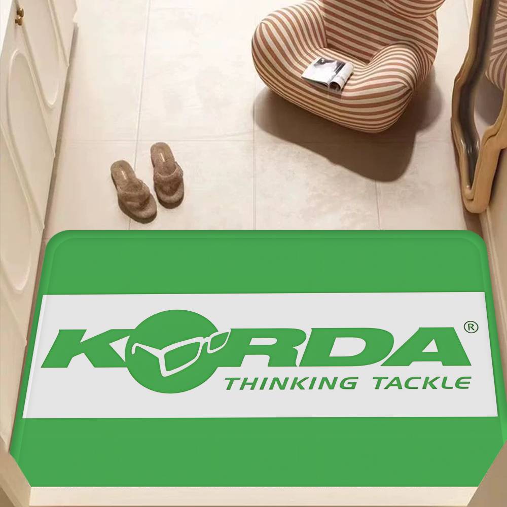 Tapis de porte Logo Korda Fishing Style Nordique Chambre à coucher Salon Tapis de porte Maison Balcon Antidérapant Alfombra