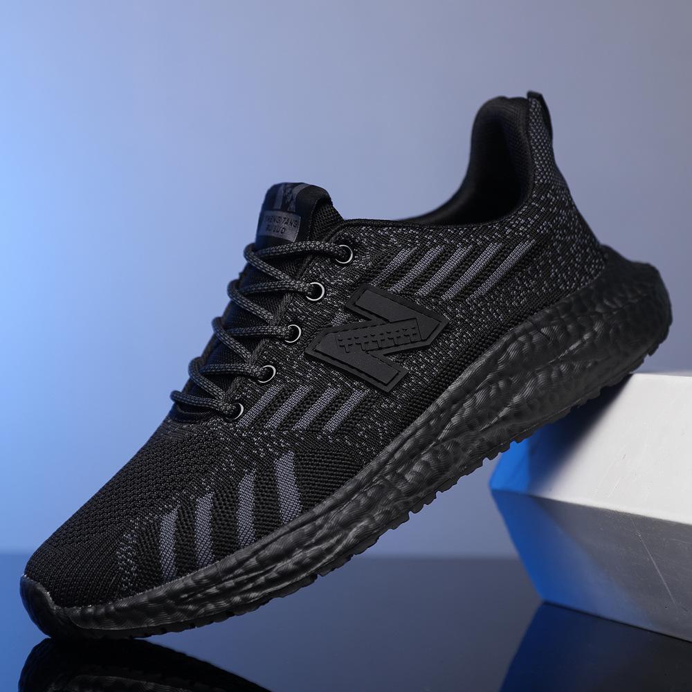 

Trendy couple shoes new light and comfortable running casual sports shoes high value fashion breathable versatile shoes hot sale 44 чорний