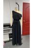 2023 Buntes One-Shoulder Abendkleid mit Schlitz und tailliertem Bund
